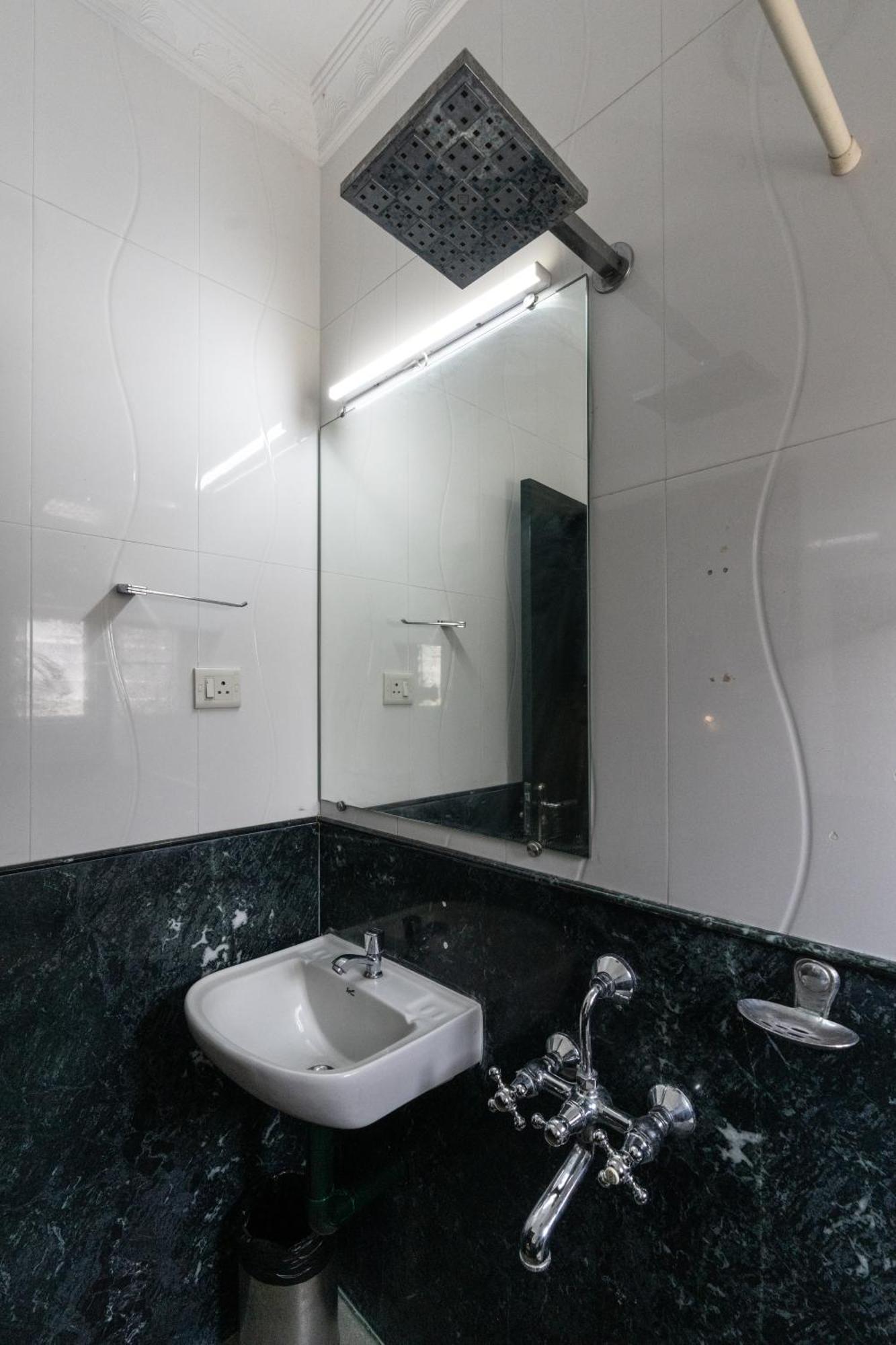 Hive Service Apartment Coimbatore Buitenkant foto